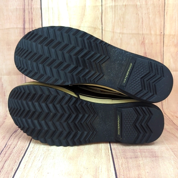 Sorel Tan and Black Winter Boots - Picture 8 of 8